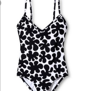 NWT in package Marimekko swim Medium